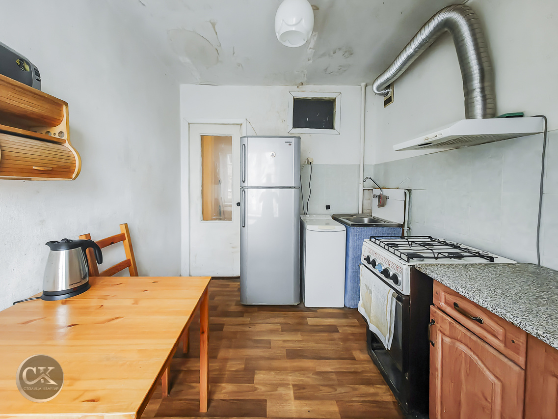  Сдаётся   в аренду на длительный срок  3х-комнатная квартира в Выборгском  районе!   

 Для оперативного ответа на ваши вопросы ЗВОНОК на телефон будет ПРИОРИТЕТНЕЕ. 

Квартира:
        ТРЕБУЕТСЯ РЕМОНТ.
•	Из мебели: Можно заехать со своей мебелью.  Все обговариваем индивидуально.
•	На окнах стекло