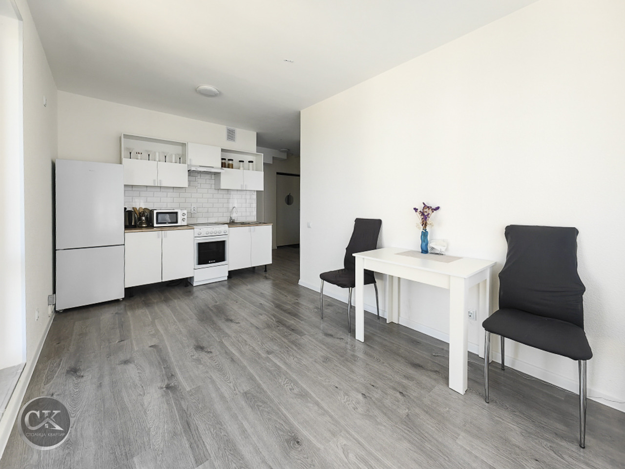 Сдаётся в аренду просторная уютная 1‑комнатная квартира, 34.7 м² 

Санкт‑Петербург,Всеволожском районе.

Основные параметры:
-  общая площадь: 34,7 м²;
-  жилая площадь: 12,0 м² ;
-  кухня: 14,0 м²;
-  совмещенный  санузел;
-  этаж: 13 из 22.

Оснащение:
-  вся необходимая мебель для комфортного про